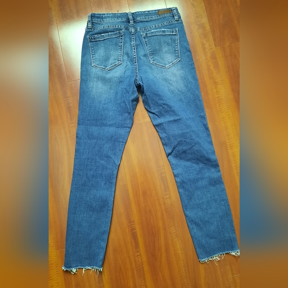 *LAST CHANCE Blank NYC Jeans - Picture 2 of 4